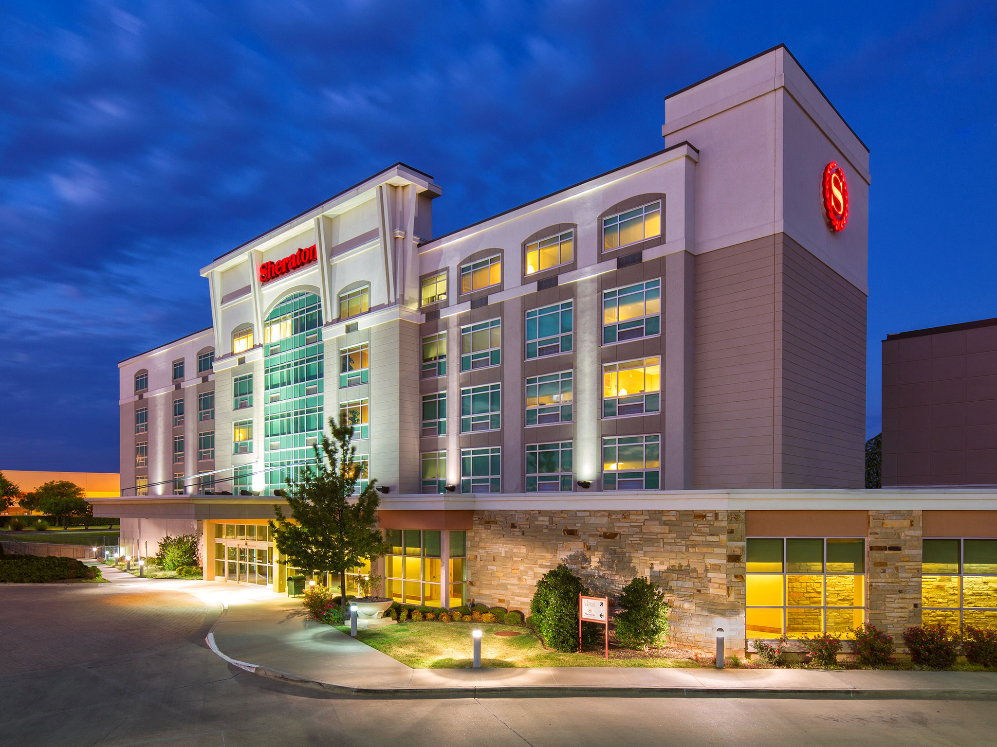 Hotels Near Oklahoma City Sheraton Midwest Hotel At The Reed Hotels Near Oklahoma City Sheraton Midwest Hotel At The Reed Conference Center